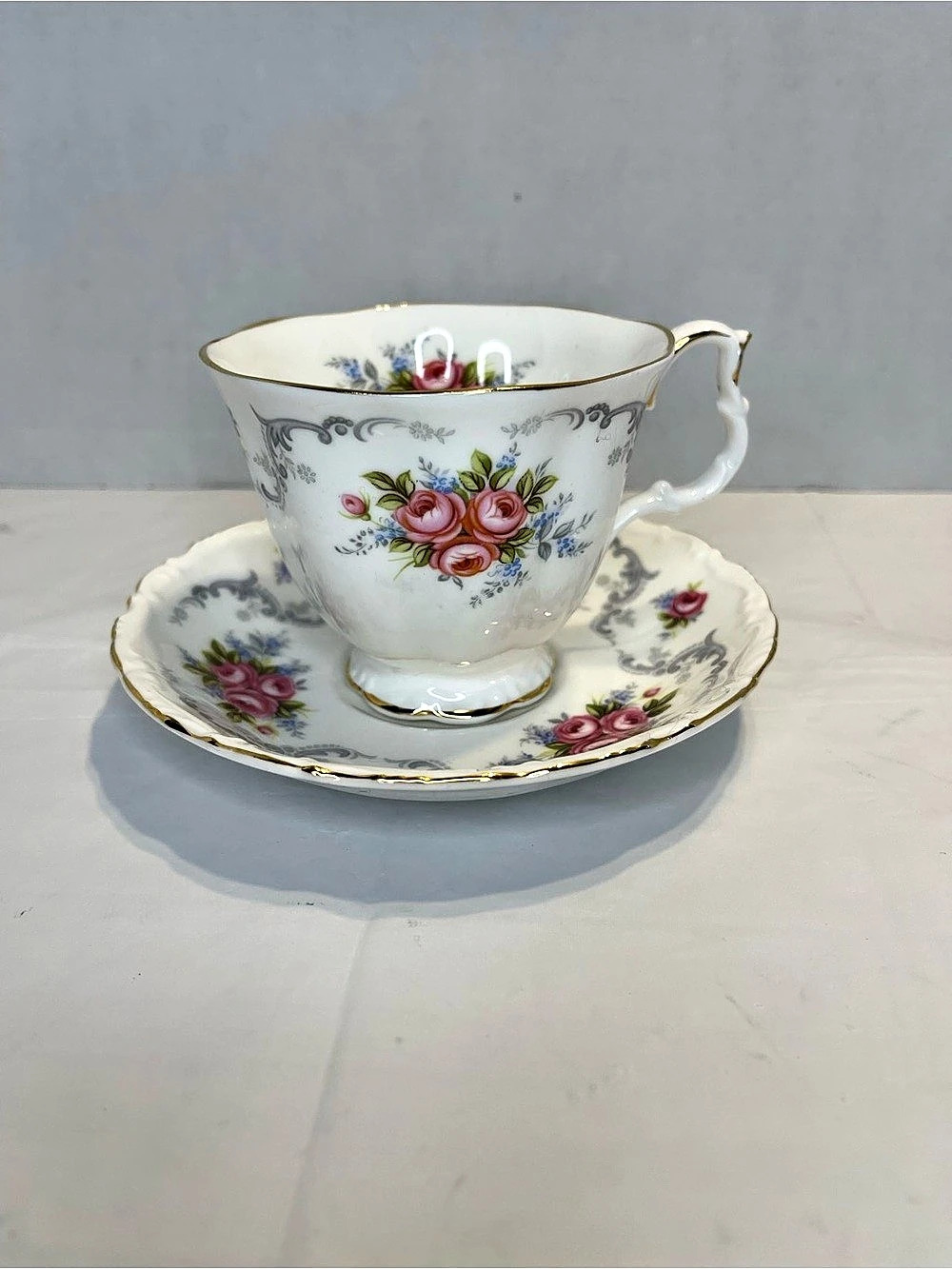 Royal Albert American Beauty Floral Teacup & Saucer